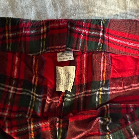 Petite Plume Women's Brushed Cotton Pajama Set in Imperial Tartan | XL - Picture 8 of 9